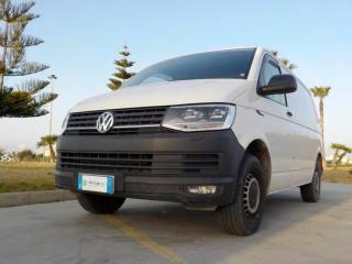 VOLKSWAGEN Transporter usata, con Autoradio