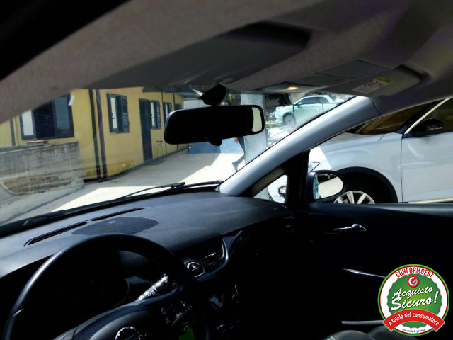 OPEL Corsa usata, con Airbag testa