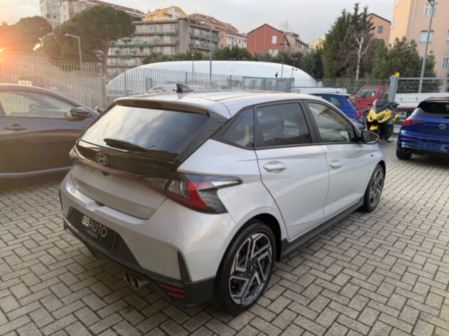HYUNDAI i20 usata, con Autoradio