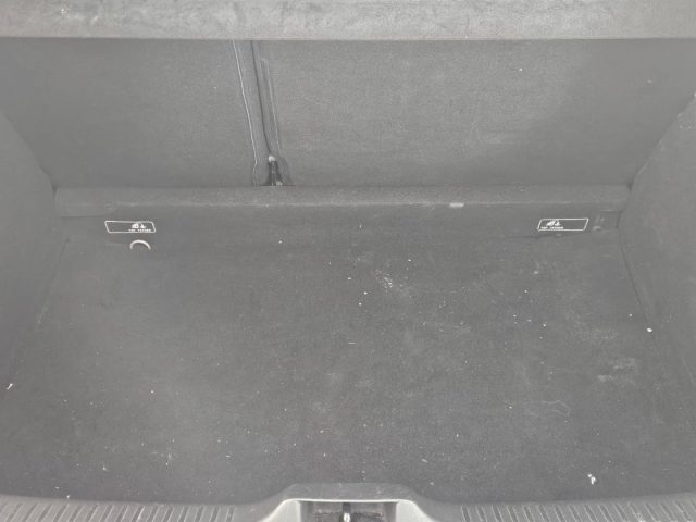 RENAULT Clio usata, con Controllo trazione