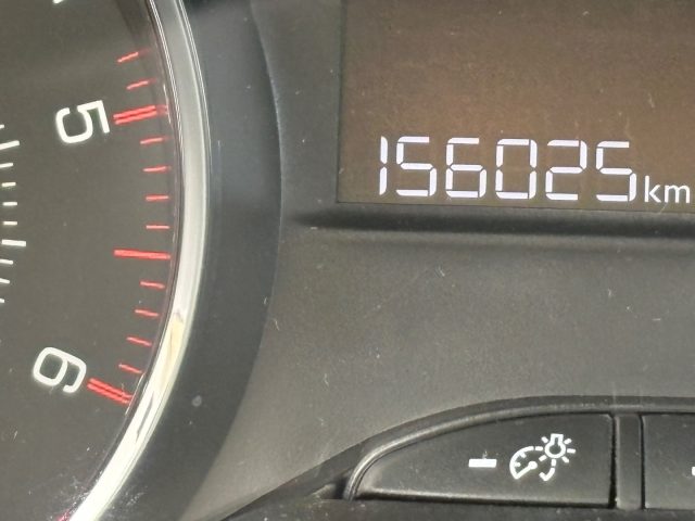 PEUGEOT 208 usata, con MP3