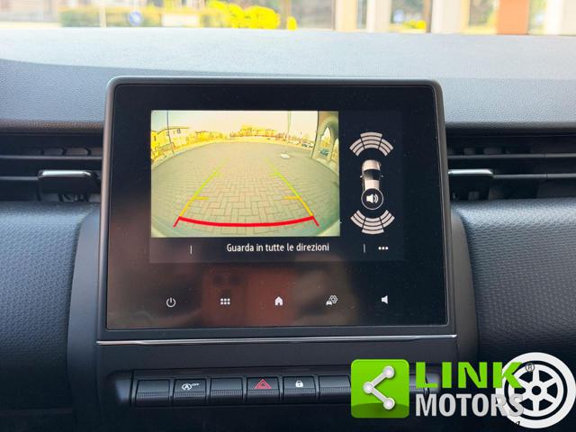 RENAULT Clio usata, con Sedile posteriore sdoppiato