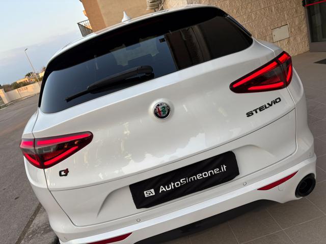 ALFA ROMEO Stelvio usata, con Leve al volante