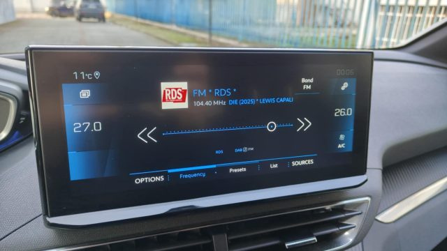 PEUGEOT 5008 usata, con Bluetooth