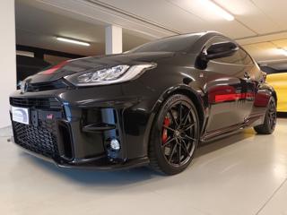 TOYOTA Yaris usata, con Fendinebbia