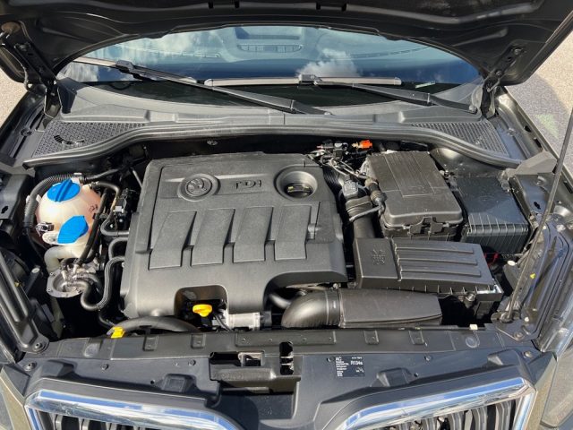 SKODA Yeti usata, con Bracciolo