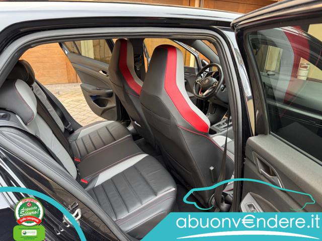 VOLKSWAGEN Golf usata, con Cronologia tagliandi