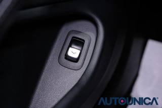 MERCEDES-BENZ C 220 usata, con Isofix