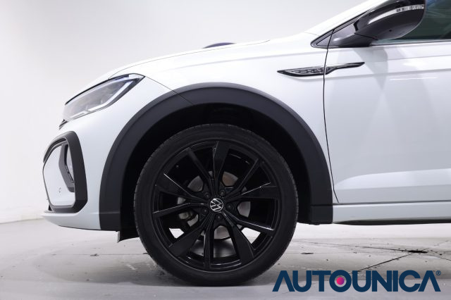 VOLKSWAGEN Taigo usata, con USB