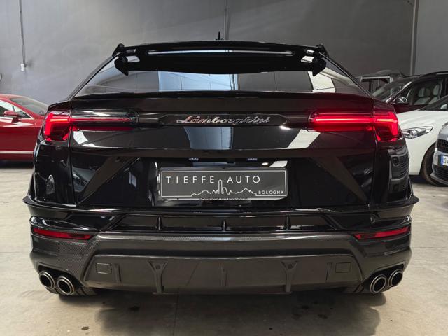 LAMBORGHINI Urus usata, con Autoradio
