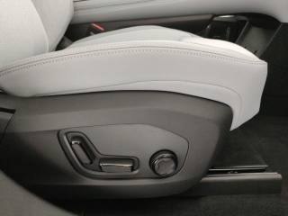 POLESTAR Polestar 4 usata, con Portellone posteriore elettrico