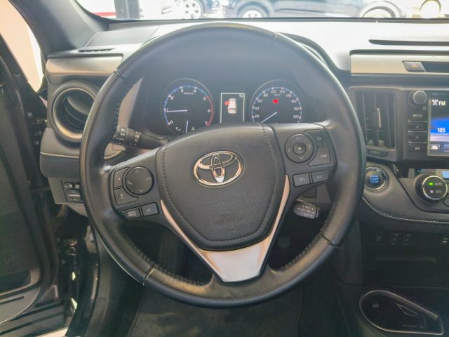 TOYOTA RAV 4 usata, con Cronologia tagliandi