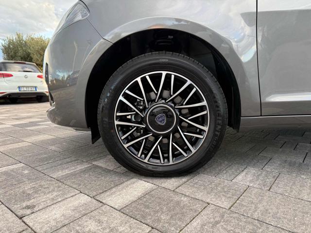 LANCIA Ypsilon usata, con Autoradio