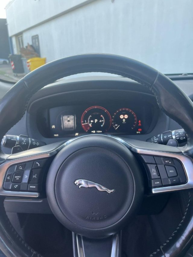 JAGUAR E-Pace usata, con Vivavoce