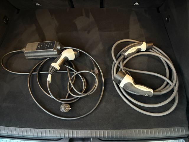 MERCEDES-BENZ GLC 300 usata, con USB
