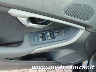 VOLVO V40 usata 27
