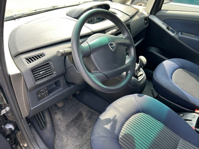 LANCIA MUSA usata, con Chiusura centralizzata