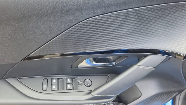 PEUGEOT 208 usata, con Park Distance Control