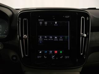 VOLVO XC40 usata, con Volante in pelle