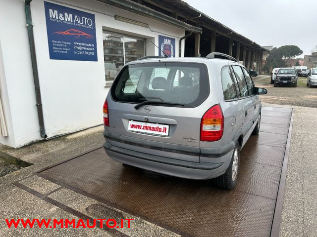 OPEL Zafira usata, con Autoradio