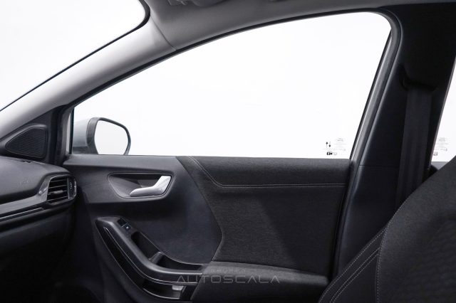 FORD Puma usata, con USB