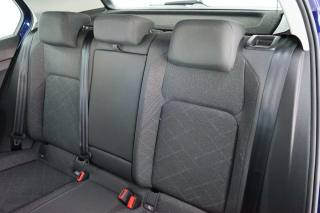 VOLKSWAGEN Golf usata, con Luci diurne