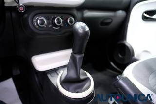 RENAULT Twingo usata 29