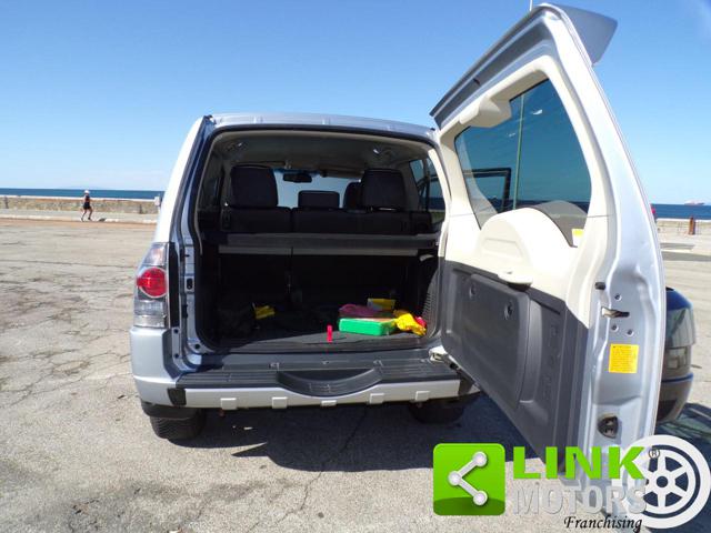 MITSUBISHI Pajero usata, con Sedili riscaldati