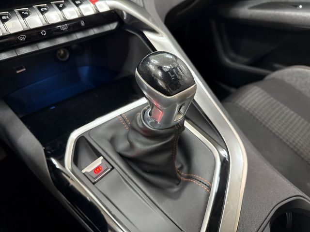 PEUGEOT 3008 usata, con Climatizzatore