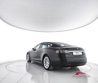 TESLA Model S usata 3