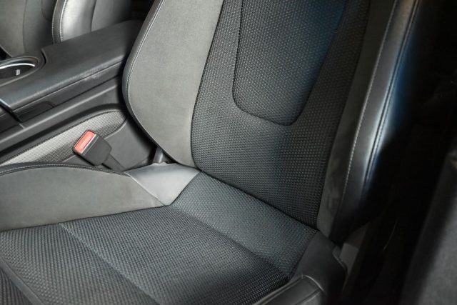 PORSCHE Taycan usata 58