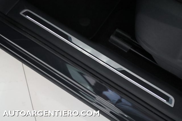 VOLKSWAGEN Tiguan usata, con Boardcomputer