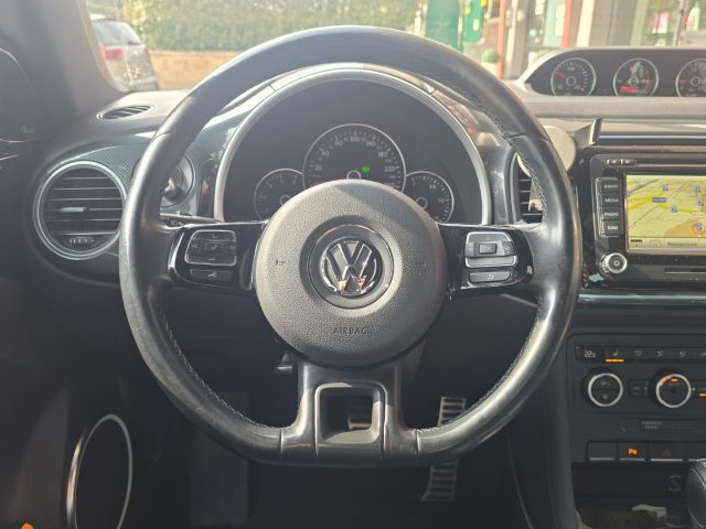 VOLKSWAGEN Maggiolino usata, con Touch screen