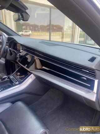 AUDI Q8 usata, con Airbag testa