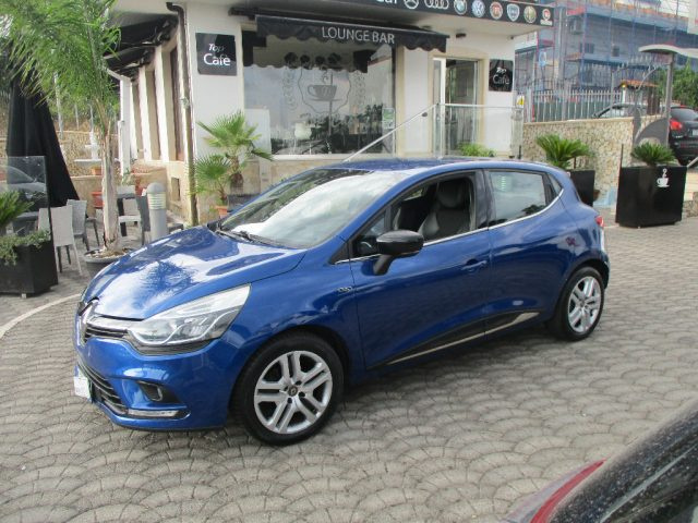 RENAULT Clio usata, con Airbag