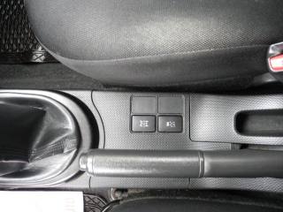 TOYOTA Urban Cruiser usata, con Isofix