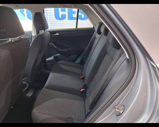 VOLKSWAGEN T-Roc usata, con Isofix