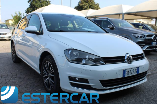 VOLKSWAGEN Golf usata, con Autoradio