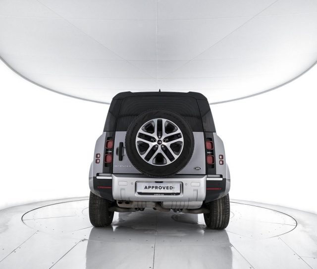 LAND ROVER Defender usata 7
