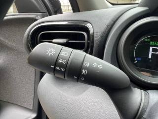 TOYOTA Yaris usata 25