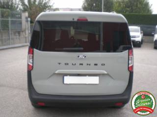 FORD Tourneo Courier usata, con Cerchi in lega