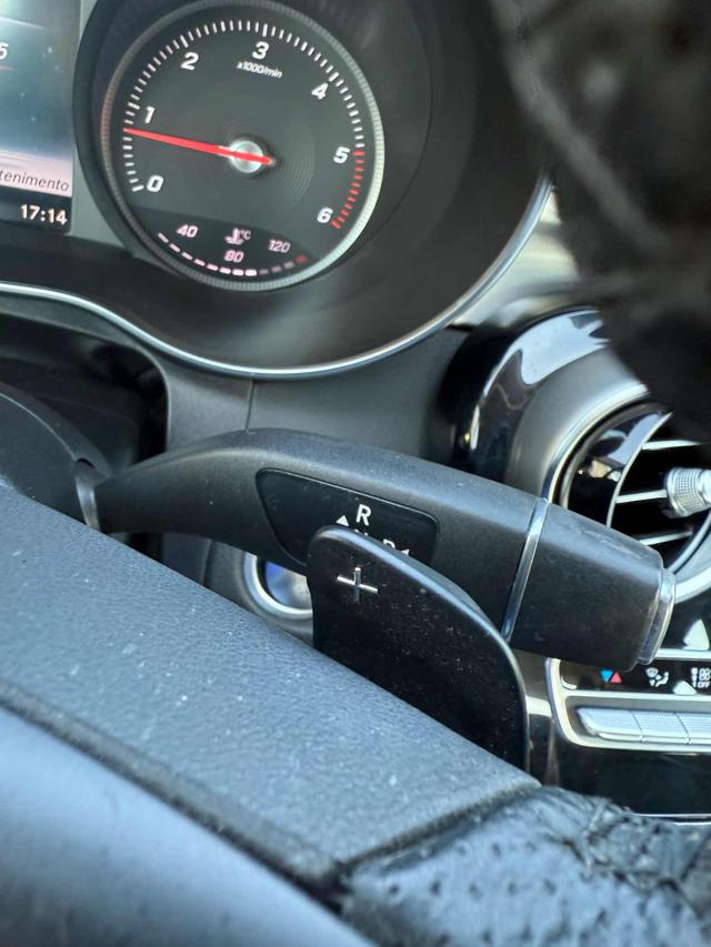 MERCEDES-BENZ C 220 usata, con Autoradio
