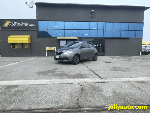 LANCIA Ypsilon usata, con Sensori di parcheggio posteriori