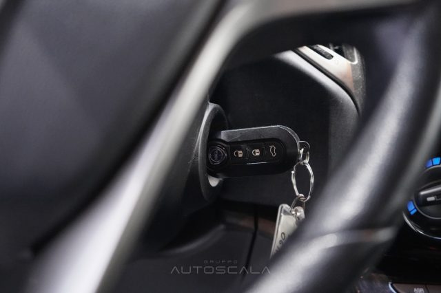 LANCIA Ypsilon usata, con USB