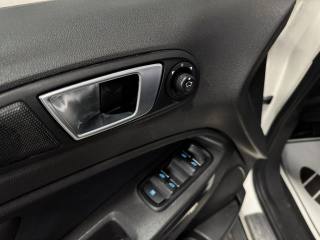 FORD EcoSport usata 21