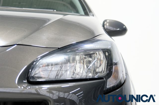 OPEL Corsa usata, con Controllo trazione