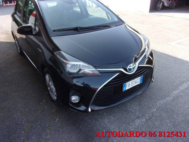 TOYOTA Yaris usata, con ESP
