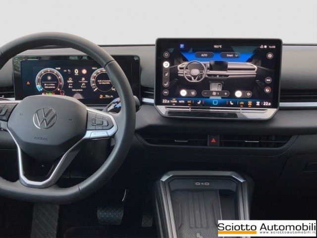 VOLKSWAGEN T-Roc usata, con Sedile posteriore sdoppiato
