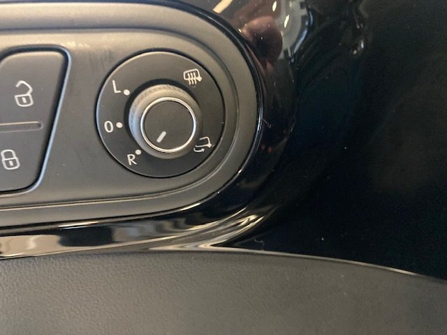 VOLKSWAGEN Maggiolino usata, con Servosterzo