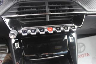 PEUGEOT 2008 usata, con Airbag testa